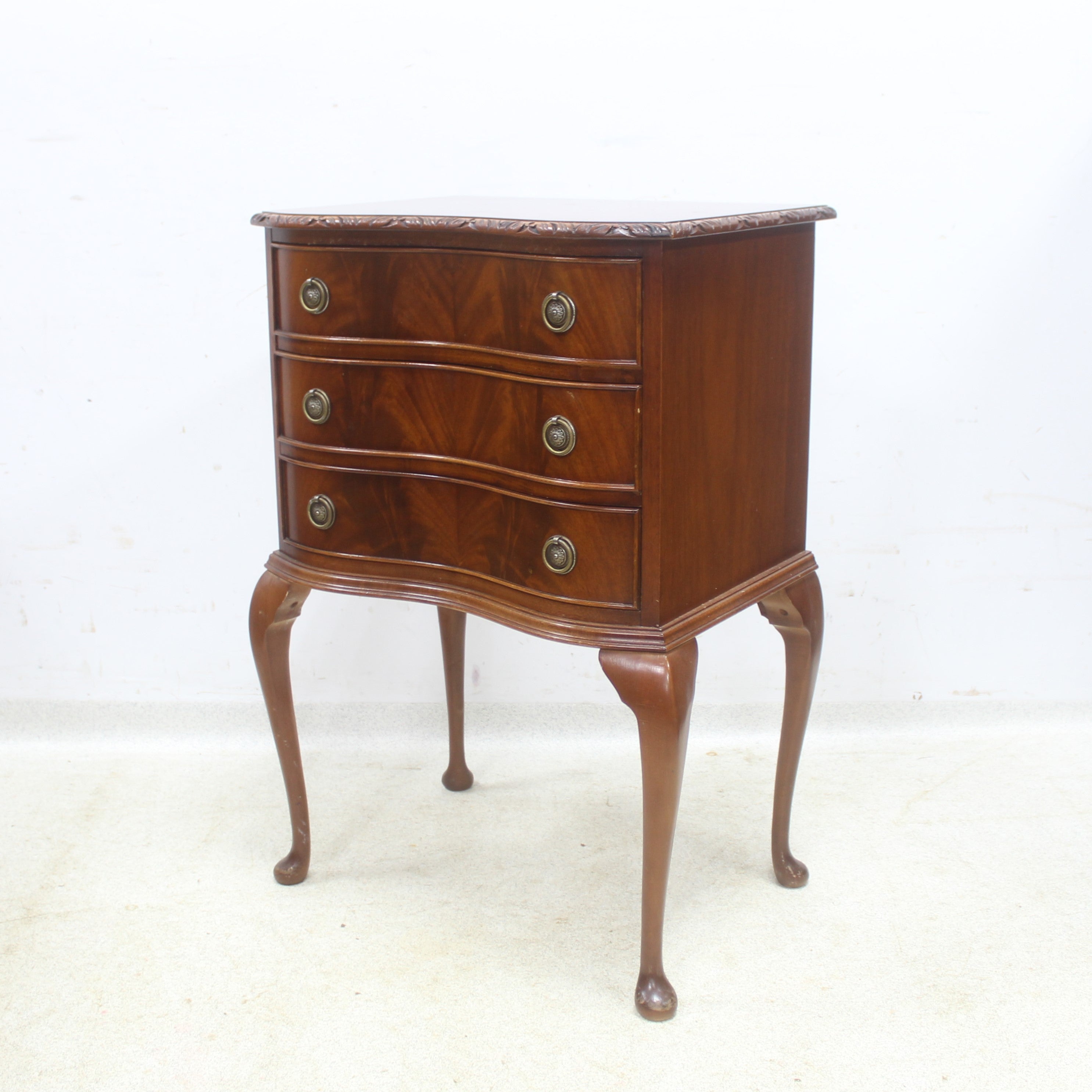 Small Mahogany Veneered Serpentine Front 3 drawer Chest of drawers