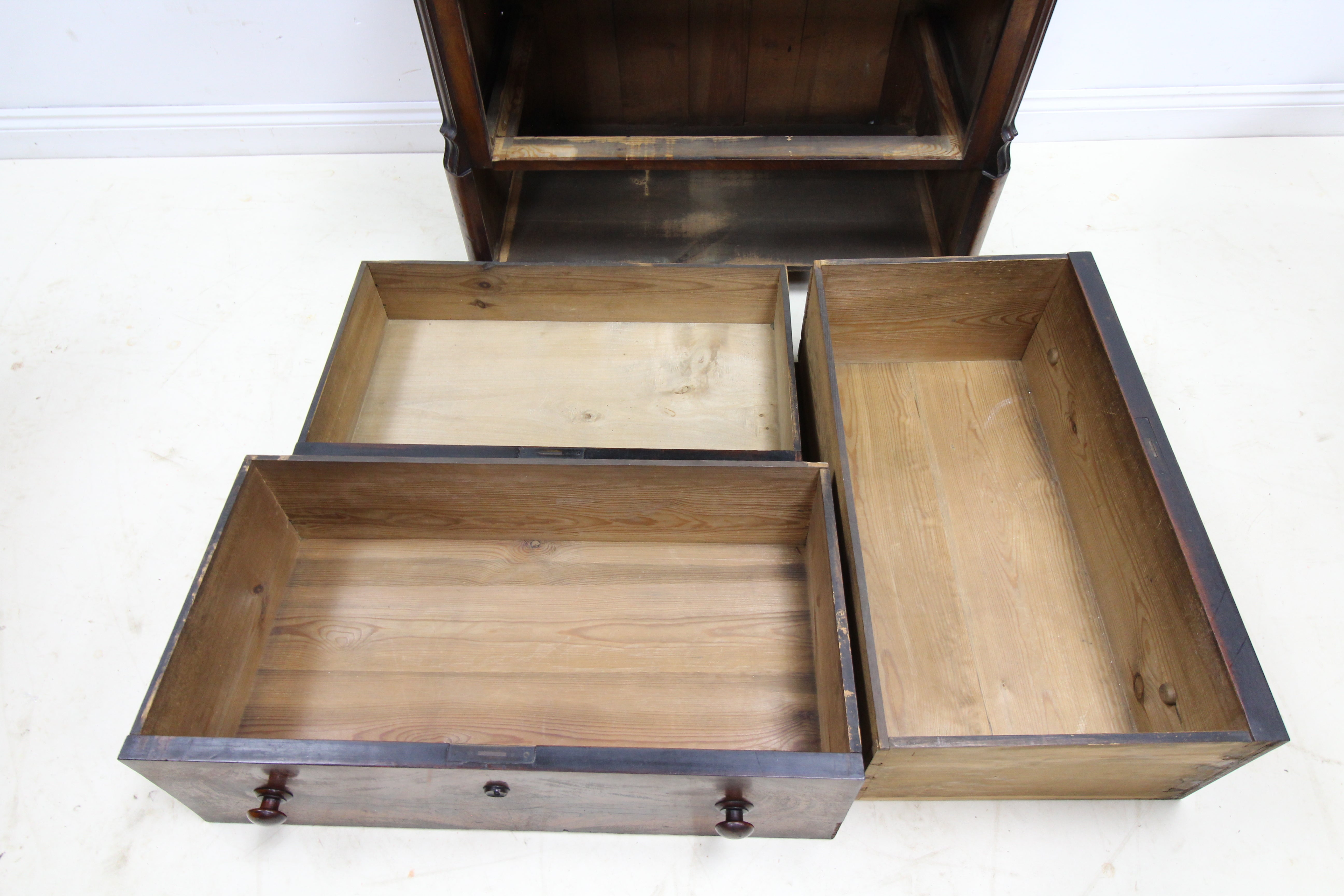 Antique Mahogany 3 Drawer Chest of Drawers