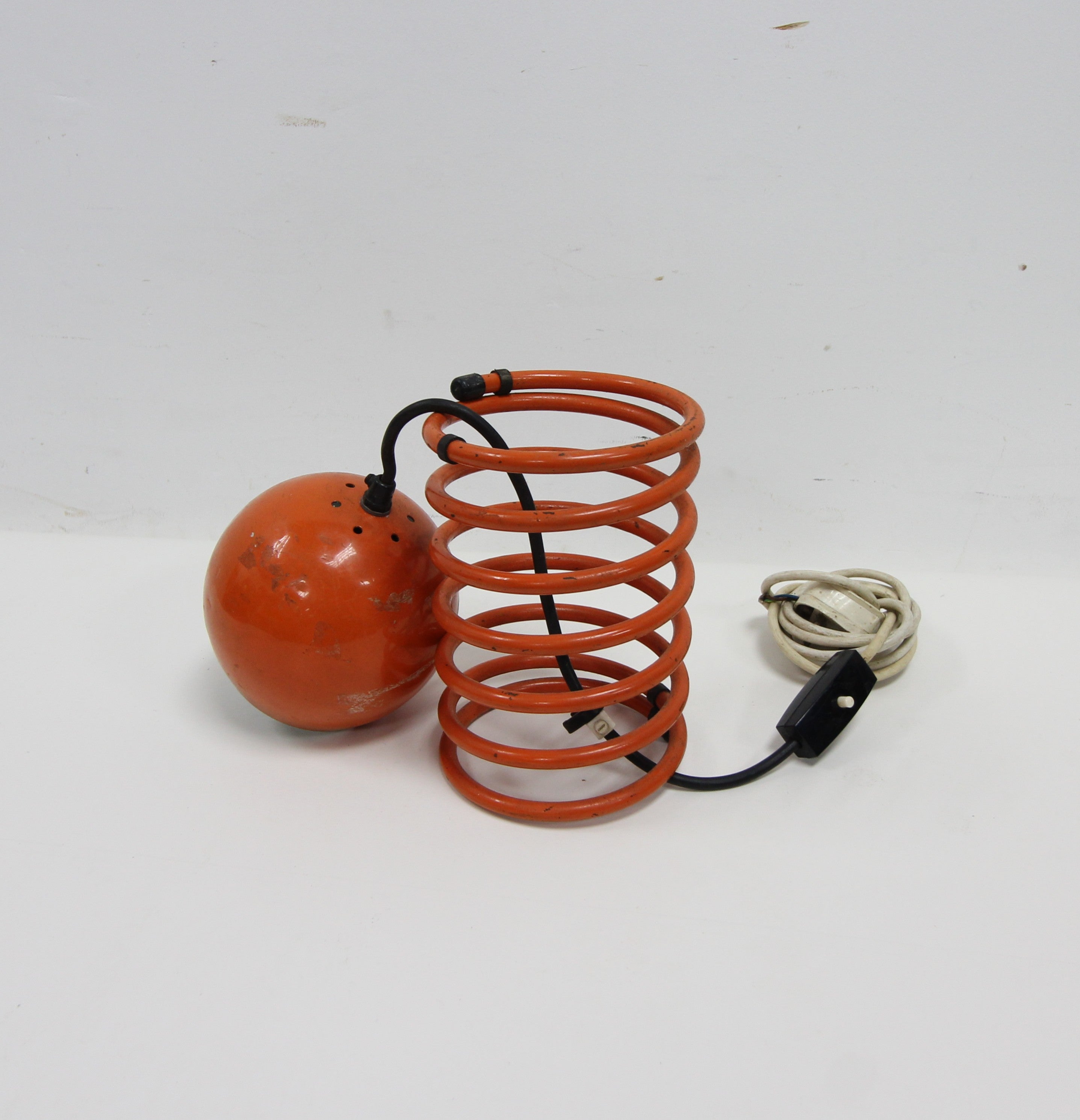 Vintage Spiral Design Orange Table Lamp