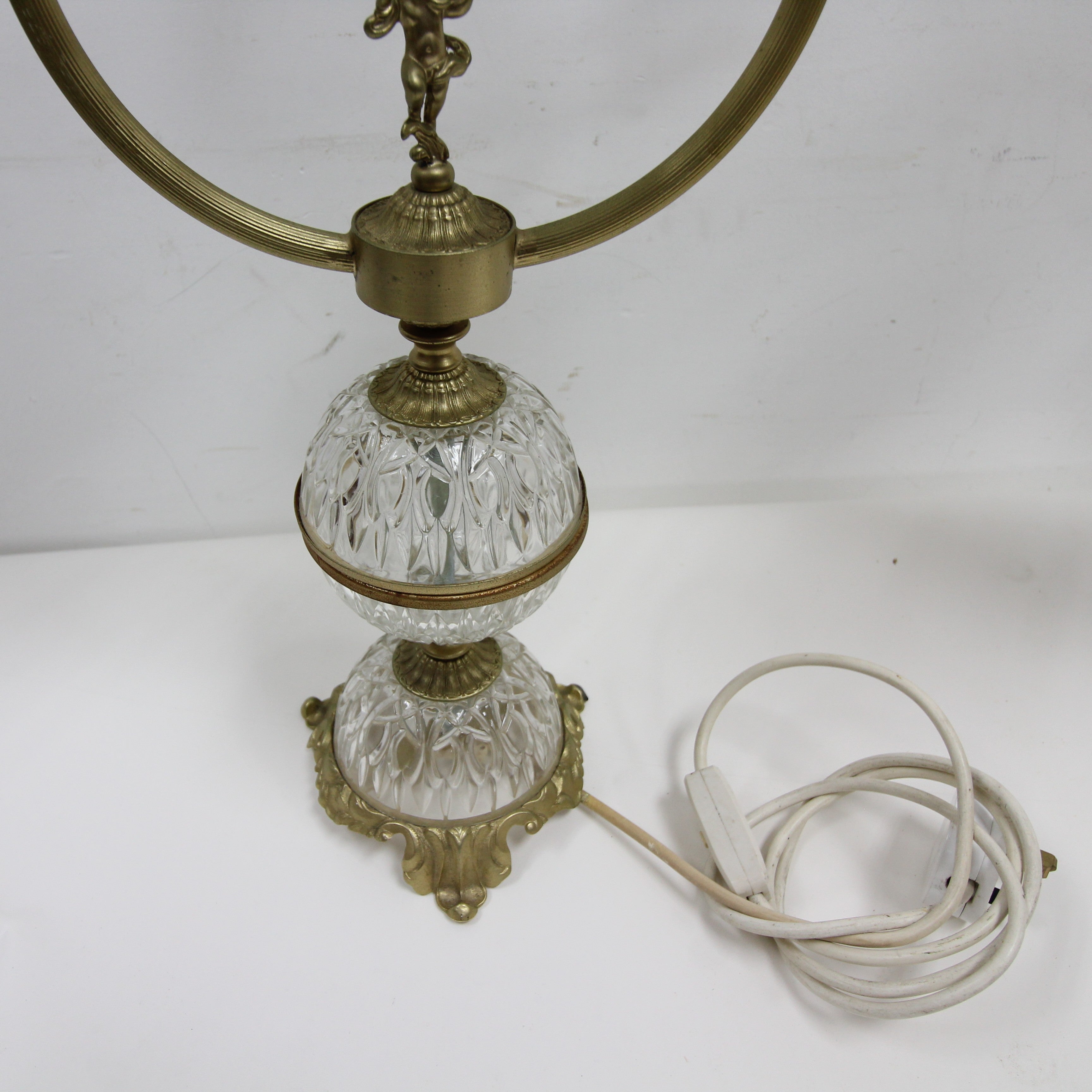 Elegant Italian Style Crystal & Cherub Table Lamp