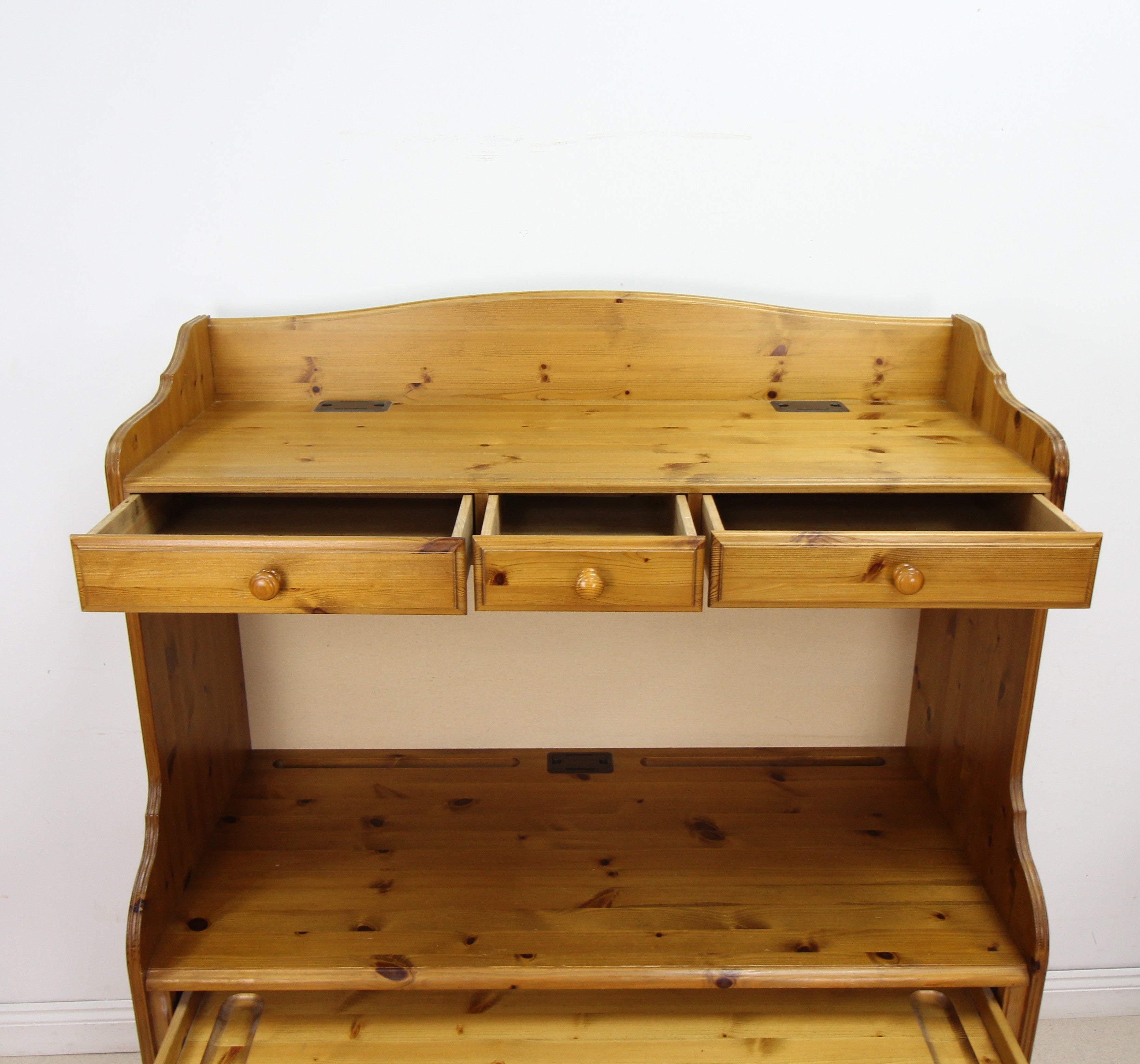 Ducal Pine Computer Desk / Work Station