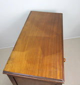 Antique mahogany chest of 4 drawers with turned handles and cabriole legs