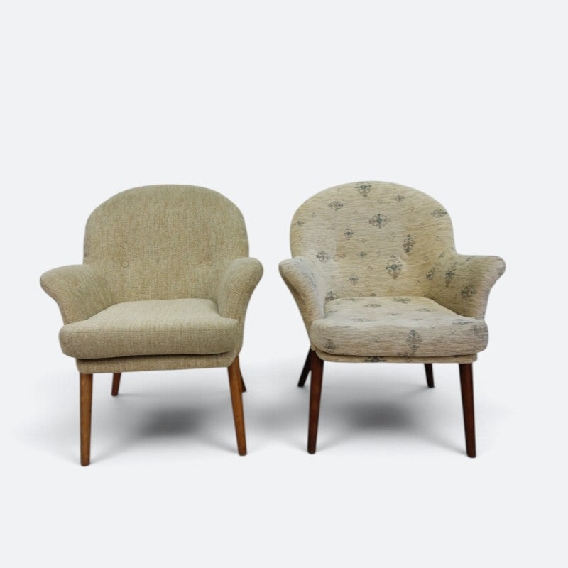 Chairs & Seating